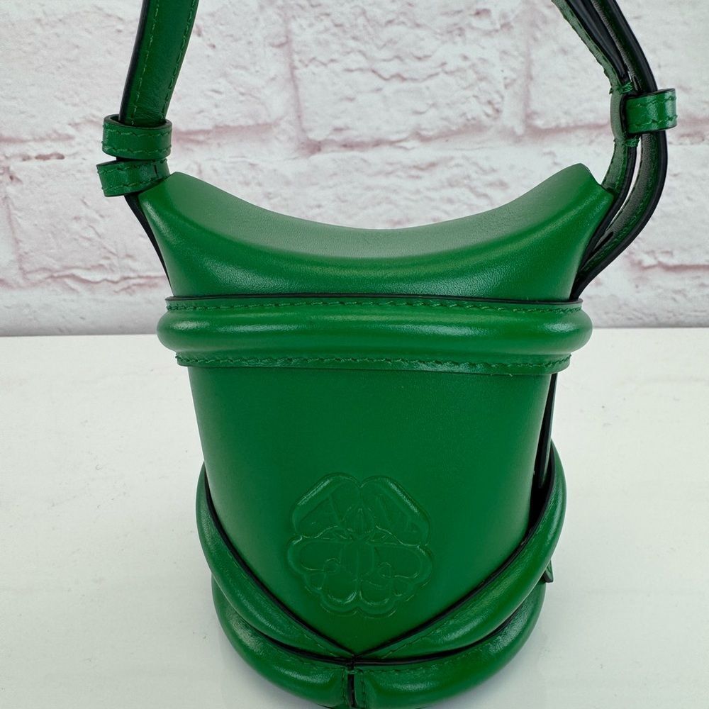 Alexander McQueen Bucket Mini Curve Green Bag - Picture 3 of 10